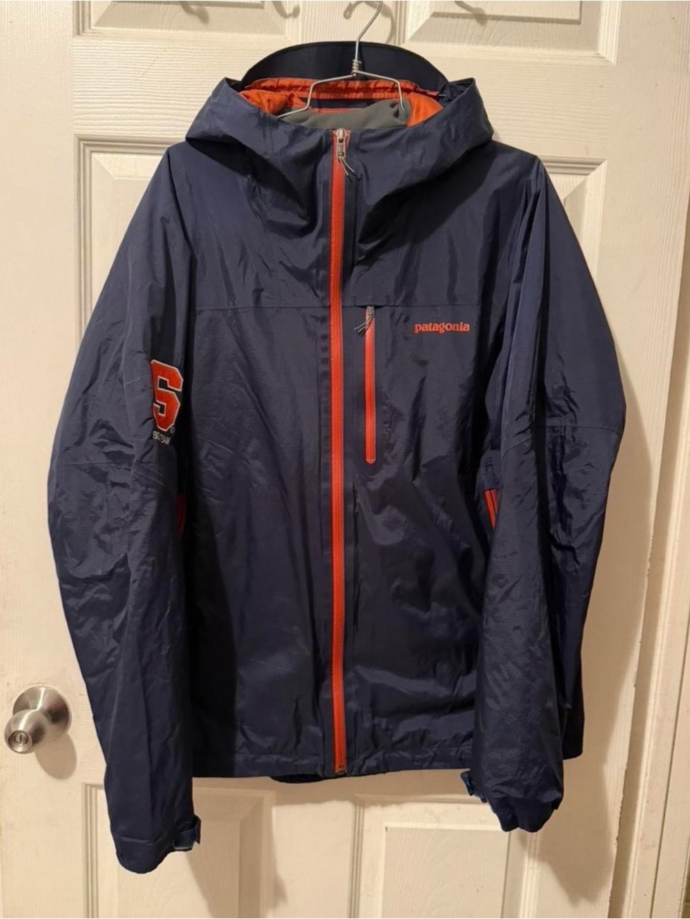 Mens Patagonia insulated Torentshell Jacket Size Large